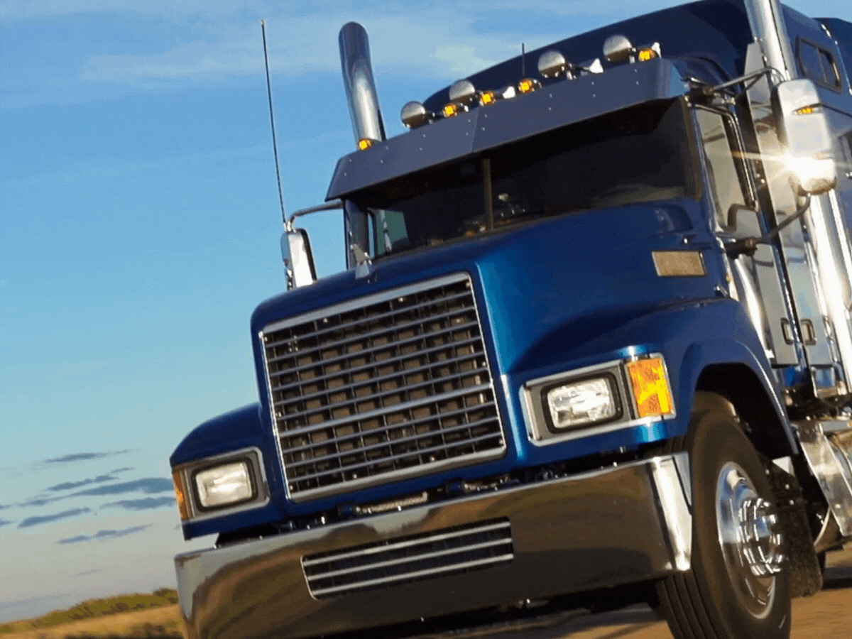 Know the Benefits of Hiring a Truck Accident Lawyer cover